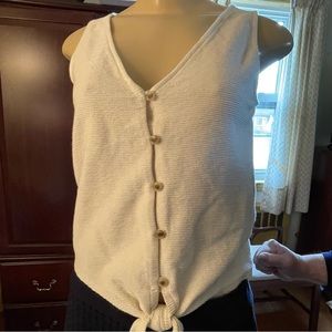 Madewell texture thread beige tie fron crop button tank top
